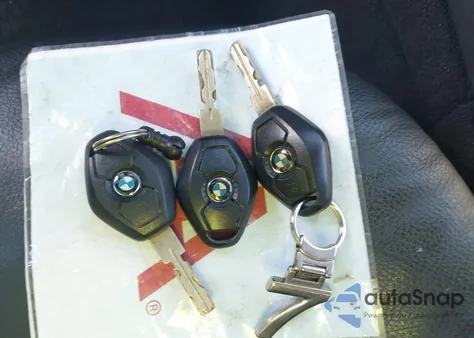 2001 BMW 740Il z USA, uszkodzony, nr VIN WBAGH83481DP18150